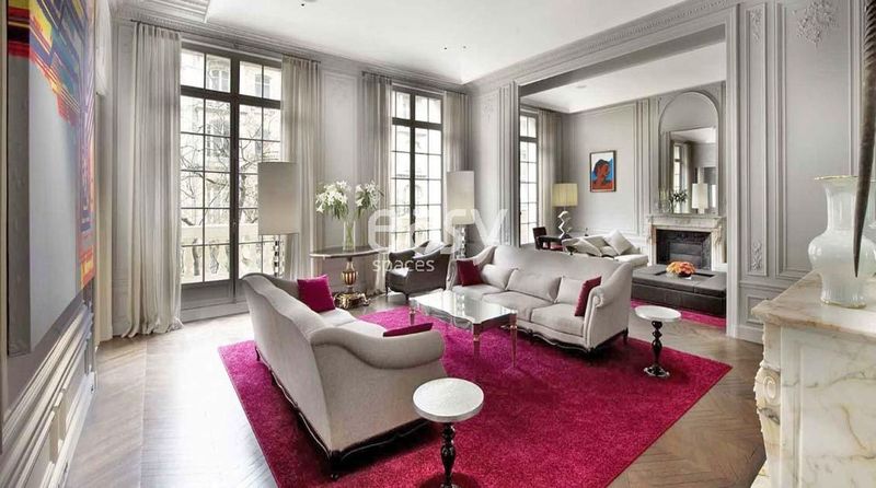 Location d'appartement de type haussmannien pour shooting photos, Paris